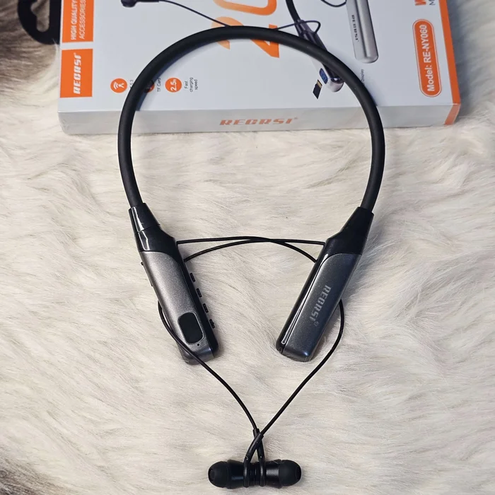 0808909_regrsi-re-ny060-wireless-neckband-with-200h-approx-battery-life-magnetic-earbuds-deep-bass